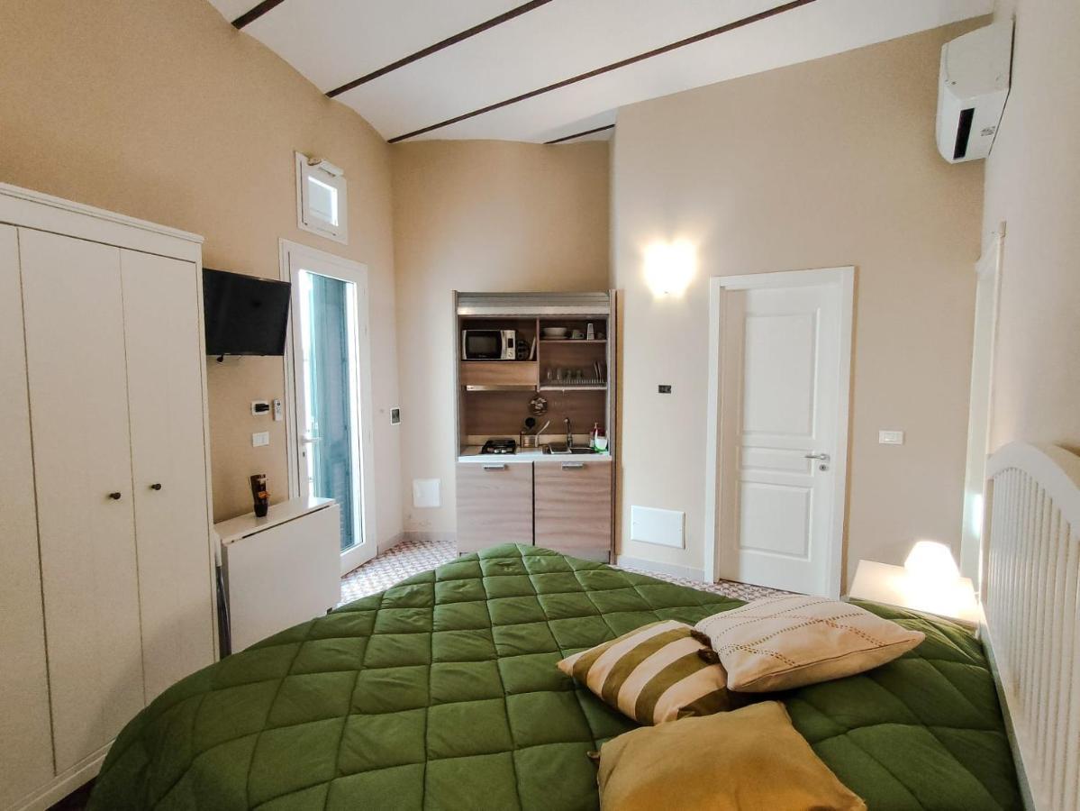 Ferienwohnung La Capasa Di Casada Spongano Exterior foto