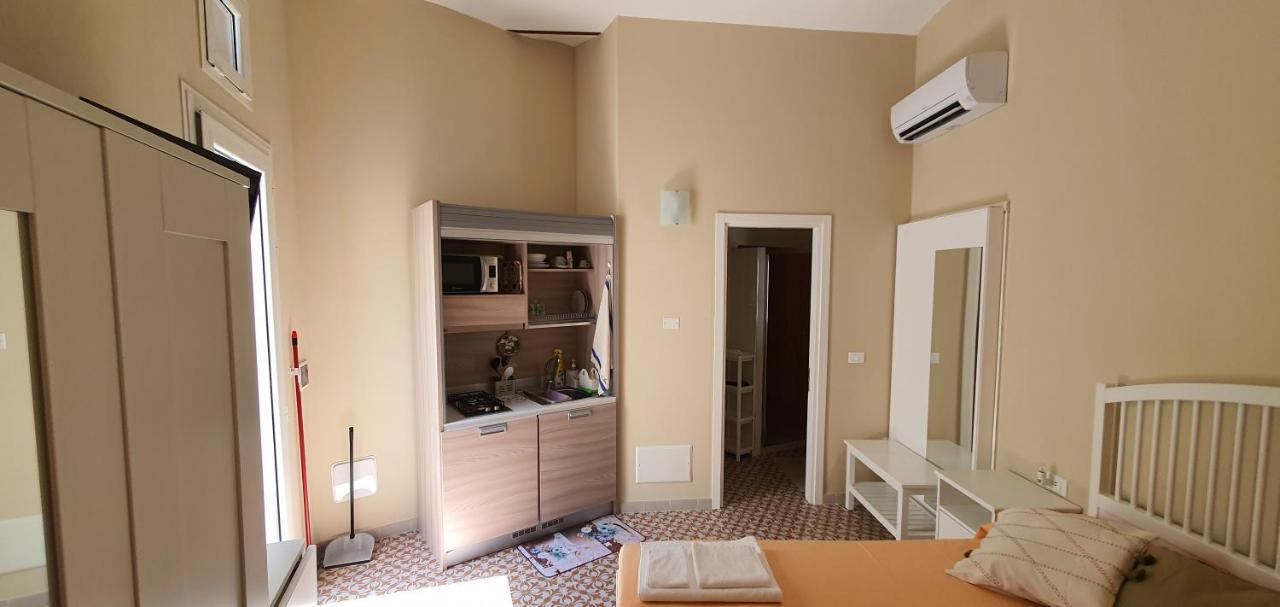 Ferienwohnung La Capasa Di Casada Spongano Exterior foto