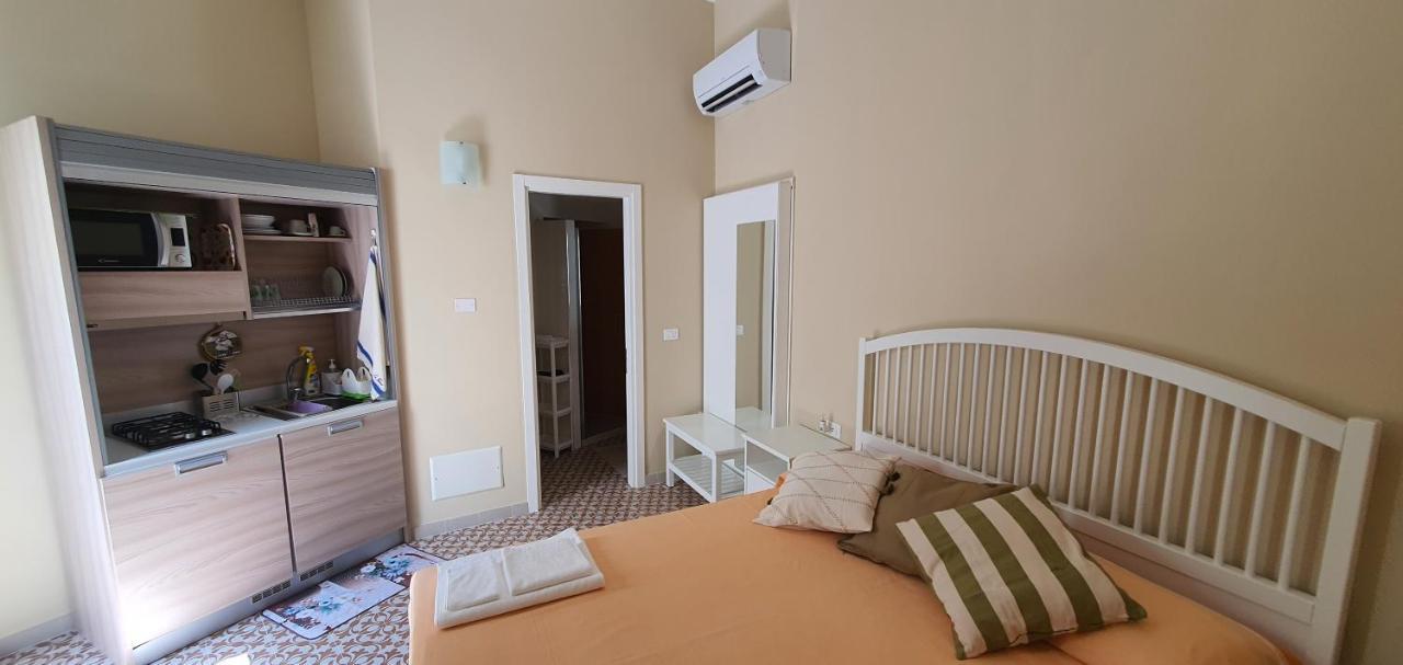 Ferienwohnung La Capasa Di Casada Spongano Exterior foto